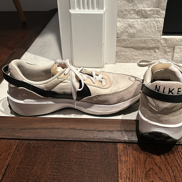 Nike Waffle Debut Women’s - Picture 4 of 7